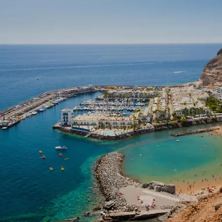 ספינת מלון Boat In פוארטו דה מוגן