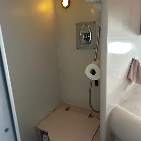 Boat In פוארטו דה מוגן